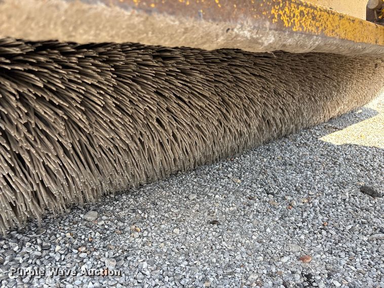 image for item ED2245 Superior Broom DT80K broom