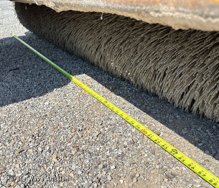 image for item ED2245 Superior Broom DT80K broom