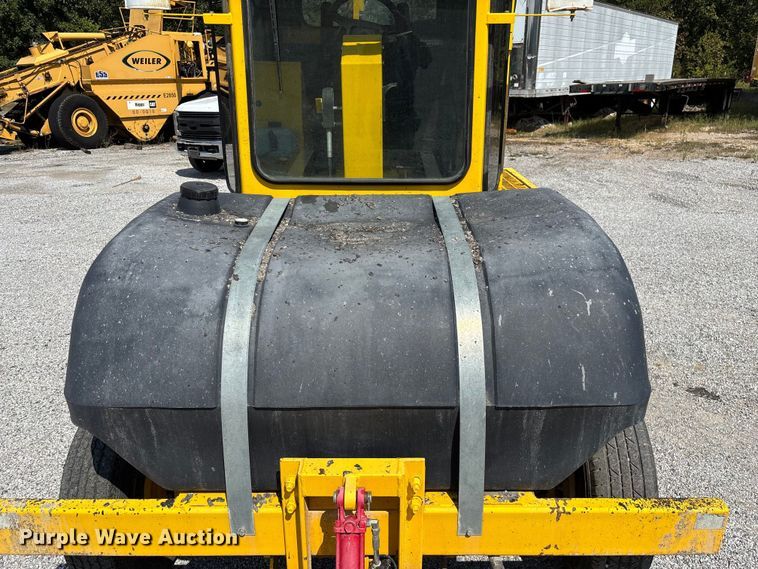 image for item ED2245 Superior Broom DT80K broom