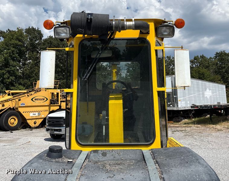 image for item ED2245 Superior Broom DT80K broom