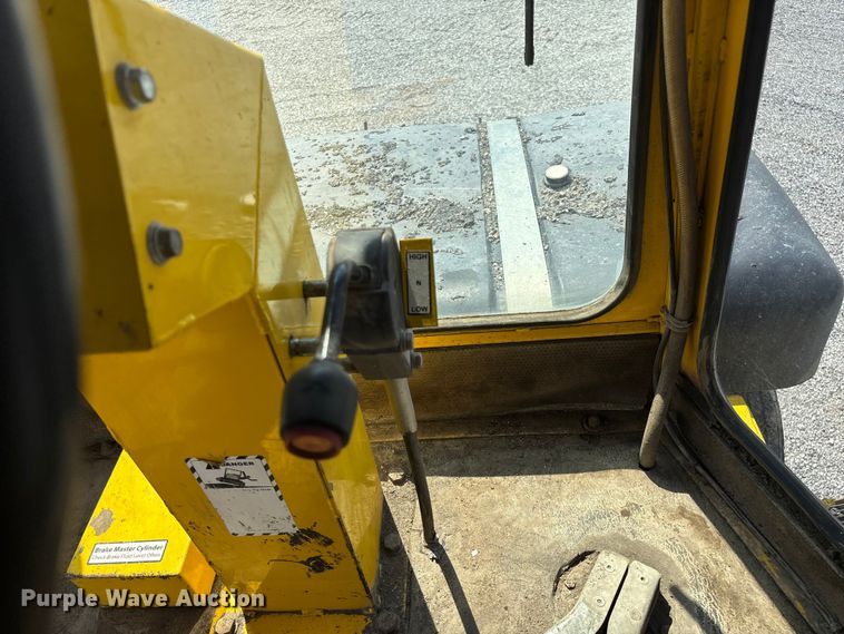 image for item ED2245 Superior Broom DT80K broom