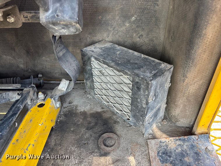 image for item ED2245 Superior Broom DT80K broom