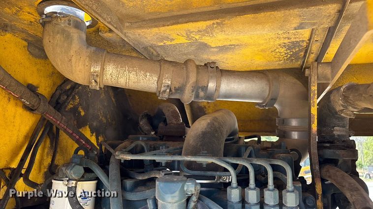 image for item ED2245 Superior Broom DT80K broom