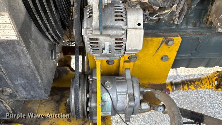 image for item ED2245 Superior Broom DT80K broom