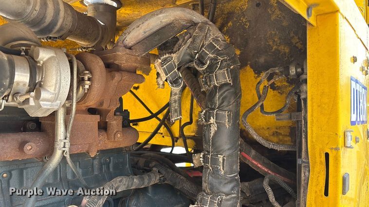 image for item ED2245 Superior Broom DT80K broom