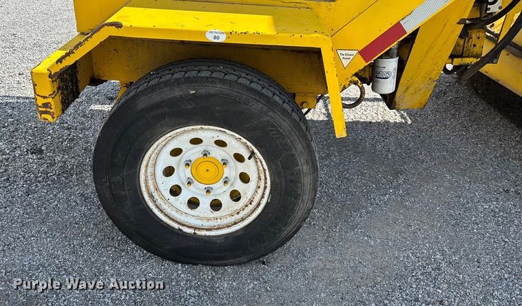 image for item ED2245 Superior Broom DT80K broom