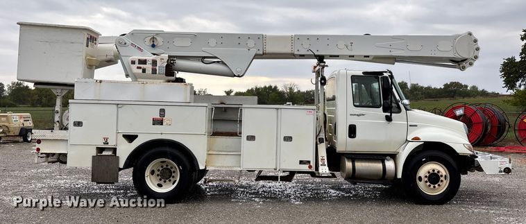 CAMIóN CON CANASTILLA 2009 INTERNATIONAL ALTEC