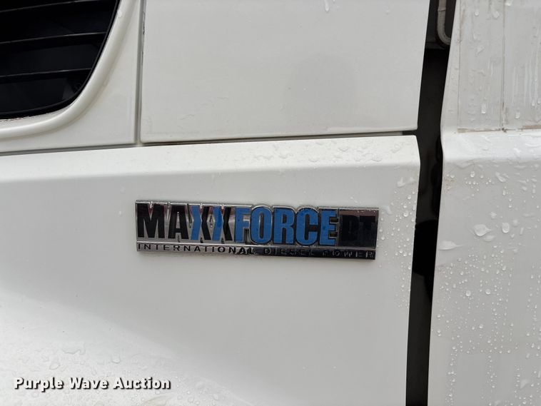 image for item ED2286 2009 International 4300 bucket truck