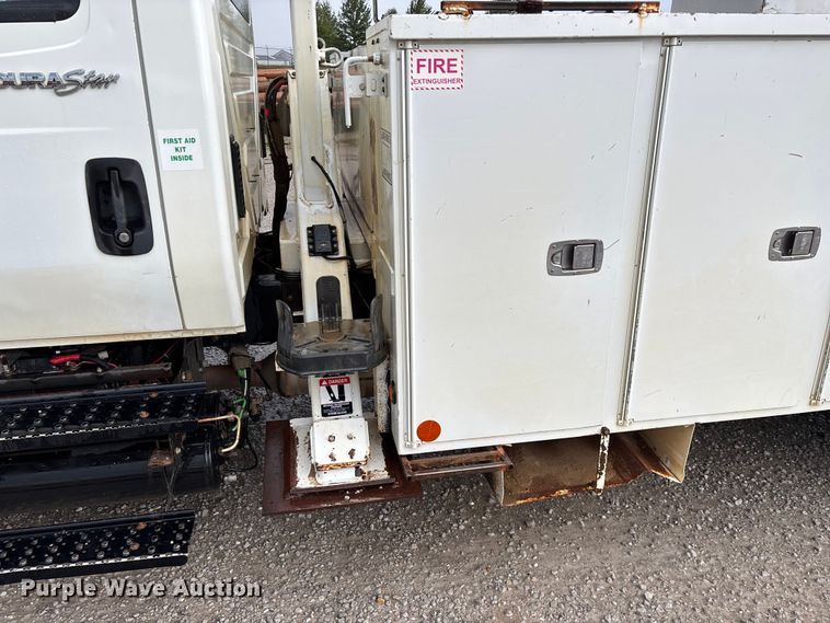 image for item ED2286 2009 International 4300 bucket truck