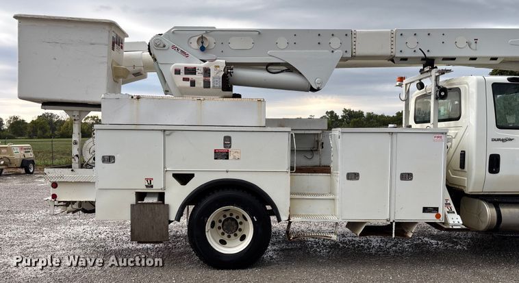 image for item ED2286 2009 International 4300 bucket truck