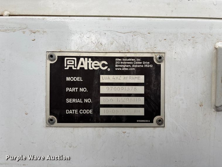 image for item ED2286 2009 International 4300 bucket truck