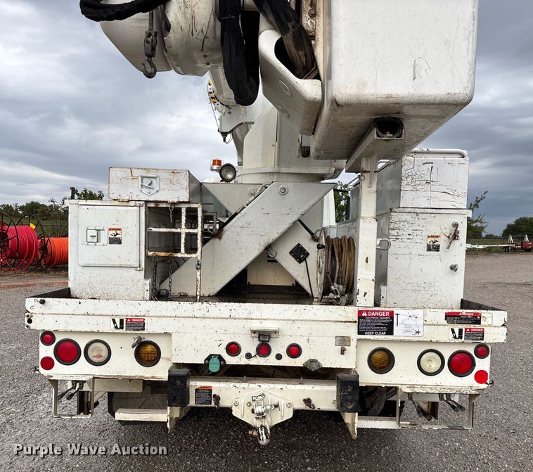 image for item ED2286 2009 International 4300 bucket truck