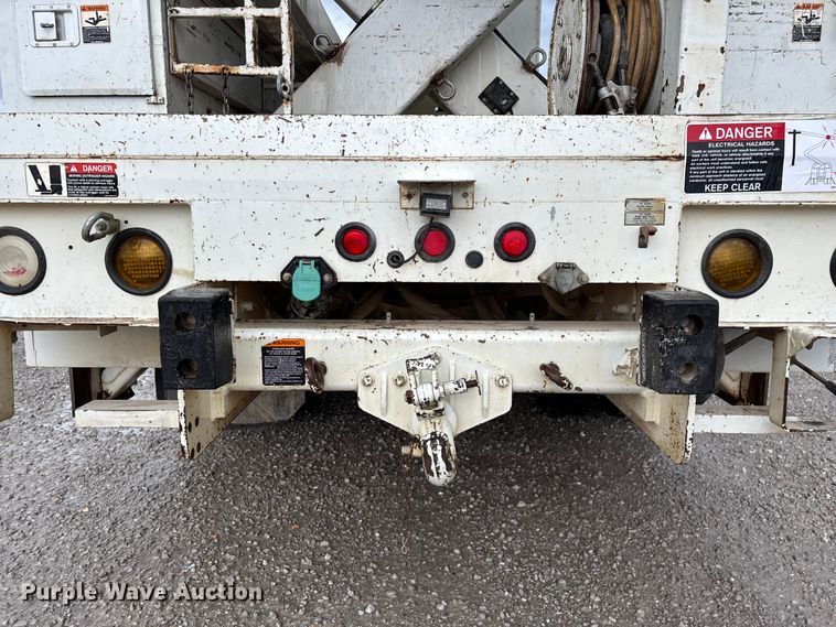 image for item ED2286 2009 International 4300 bucket truck
