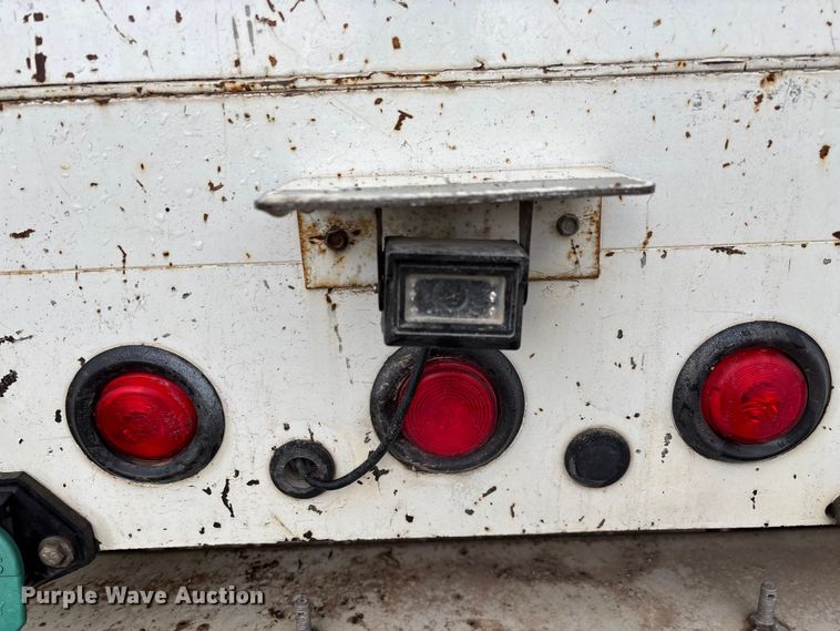 image for item ED2286 2009 International 4300 bucket truck