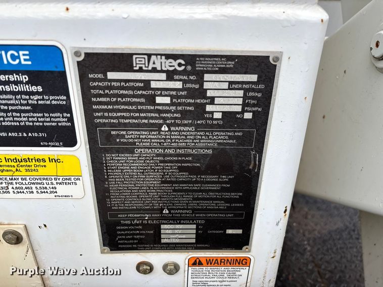 image for item ED2286 2009 International 4300 bucket truck