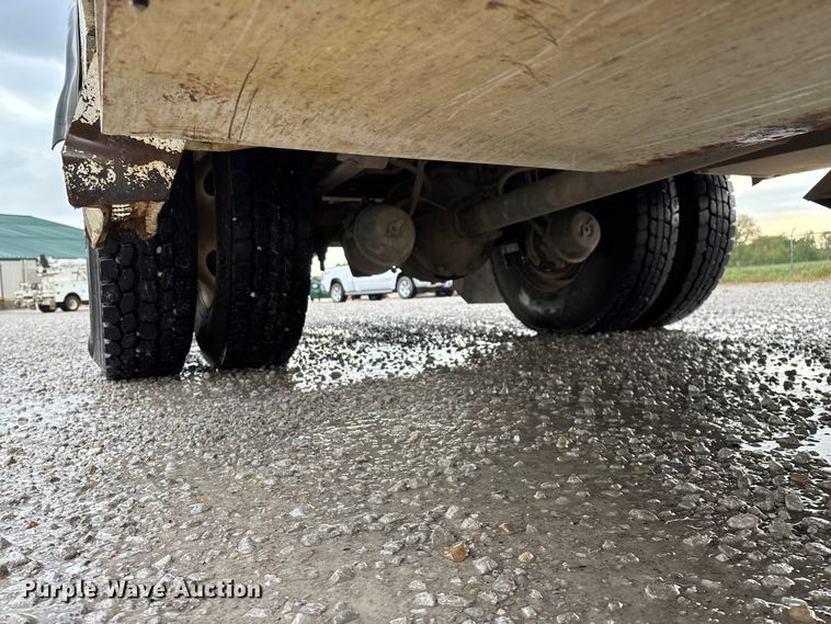 image for item ED2286 2009 International 4300 bucket truck