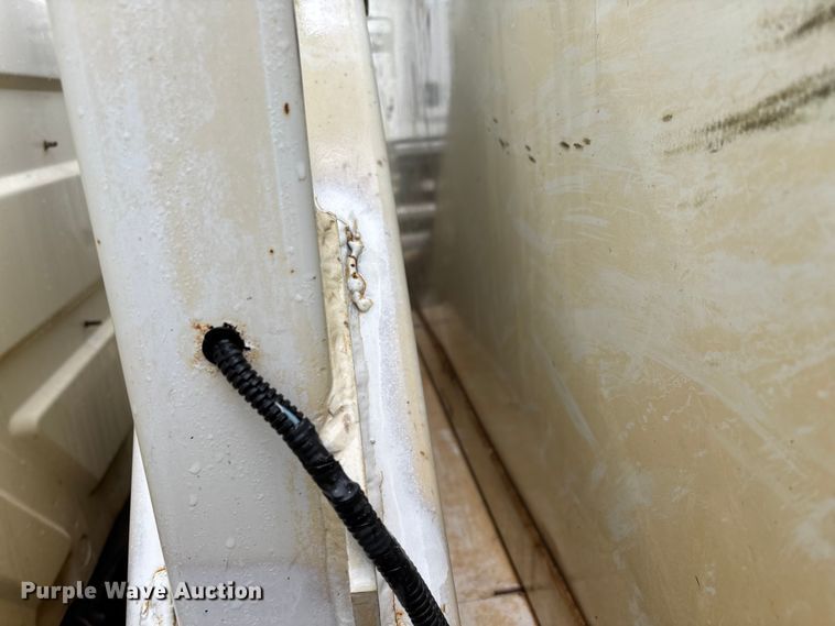 image for item ED2286 2009 International 4300 bucket truck