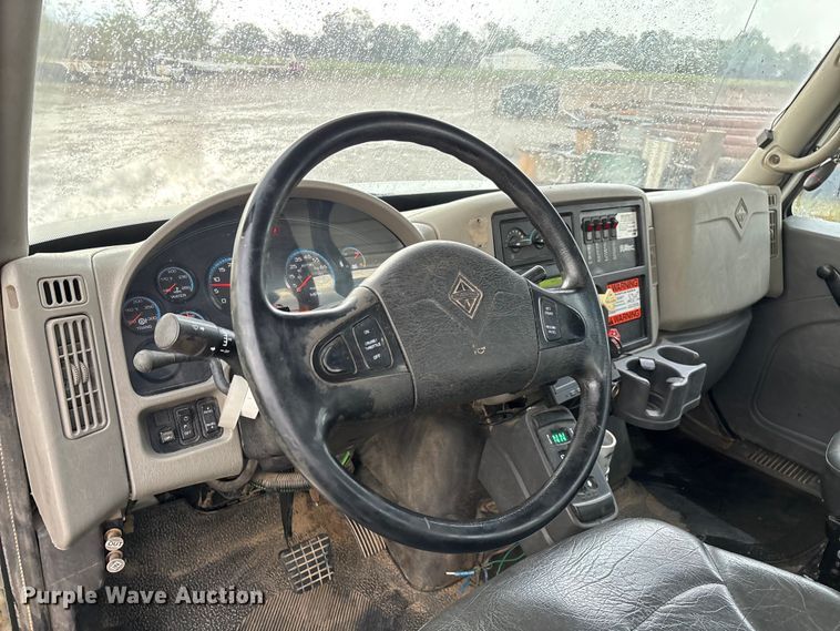 image for item ED2286 2009 International 4300 bucket truck