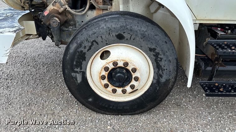 image for item ED2286 2009 International 4300 bucket truck