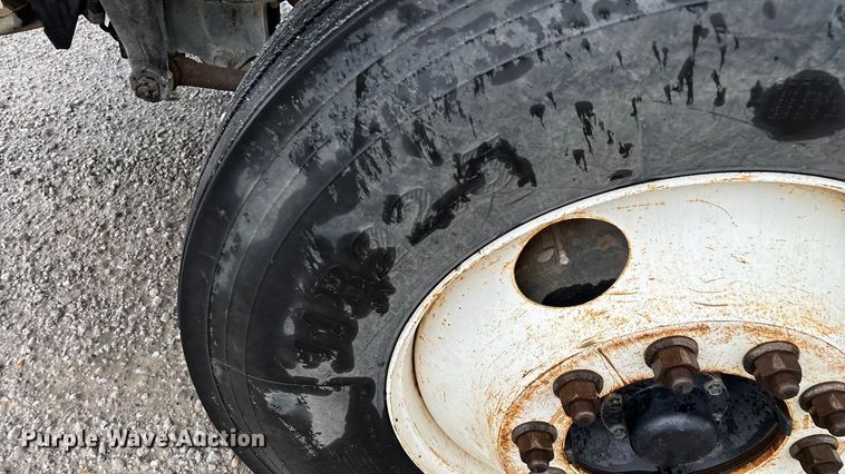 image for item ED2286 2009 International 4300 bucket truck