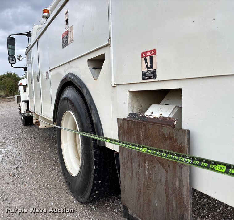 image for item ED2286 2009 International 4300 bucket truck
