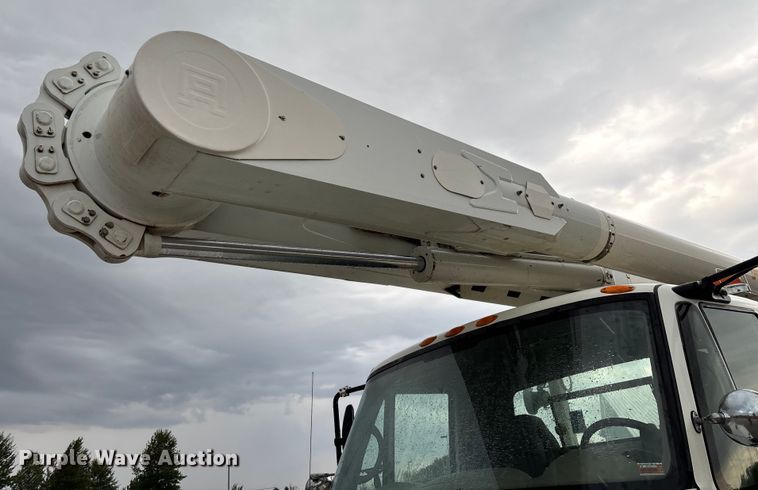 image for item ED2286 2009 International 4300 bucket truck