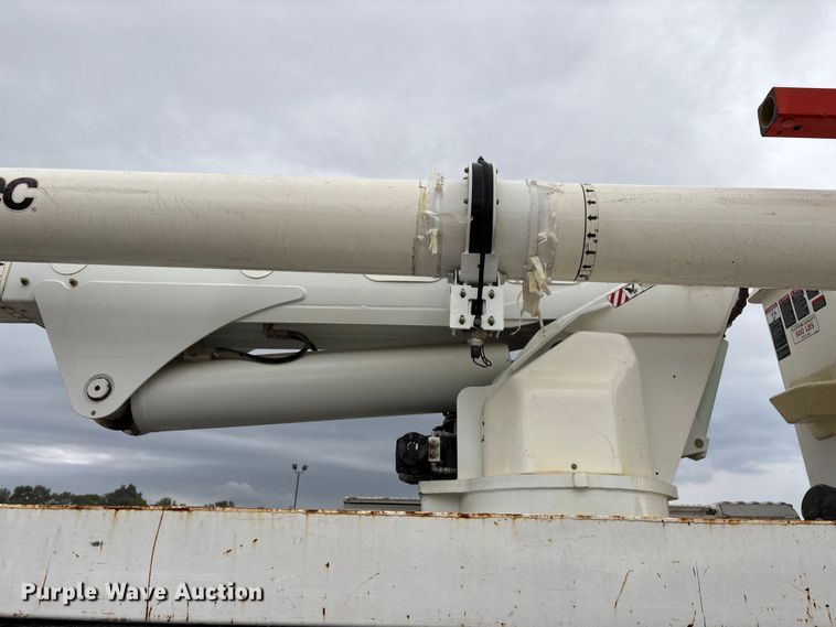 image for item ED2286 2009 International 4300 bucket truck