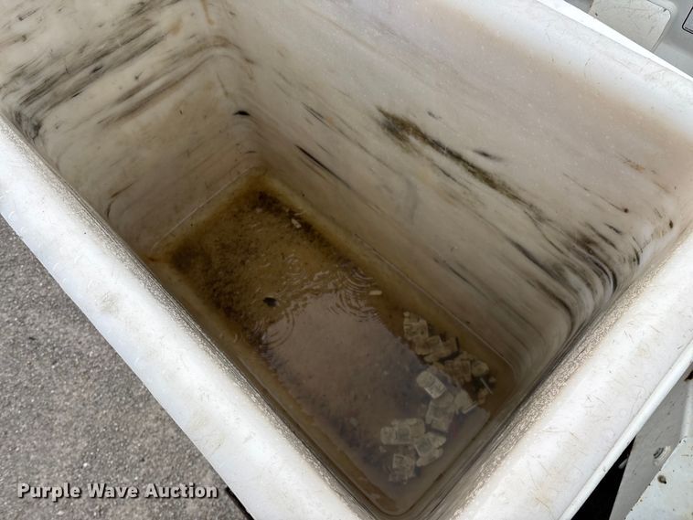 image for item ED2286 2009 International 4300 bucket truck