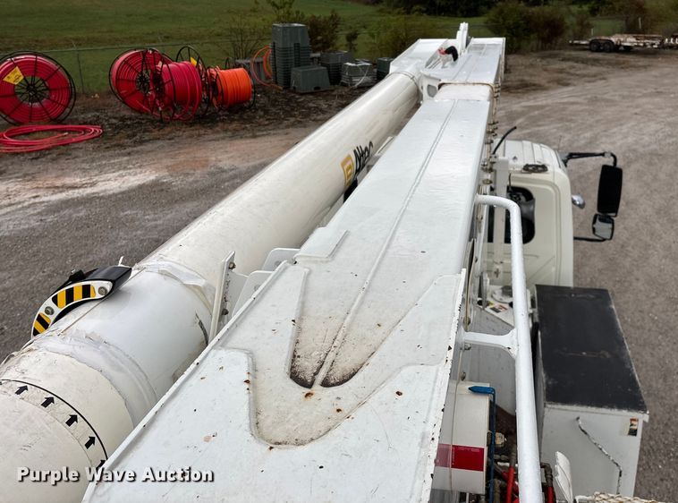 image for item ED2286 2009 International 4300 bucket truck