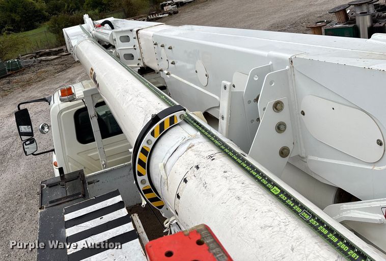 image for item ED2286 2009 International 4300 bucket truck