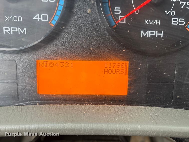 image for item ED2286 2009 International 4300 bucket truck