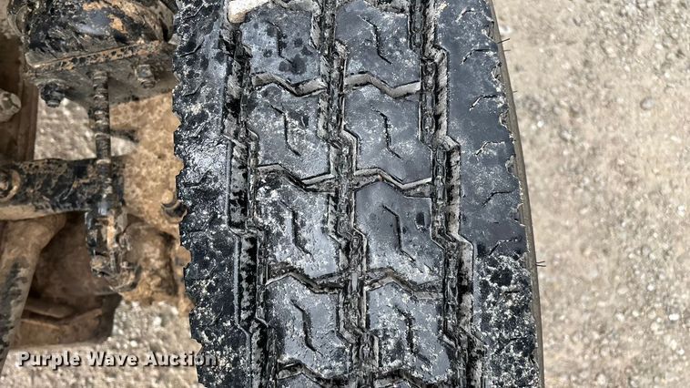 image for item ED2287 2011 Kenworth T370 digger derrick truck