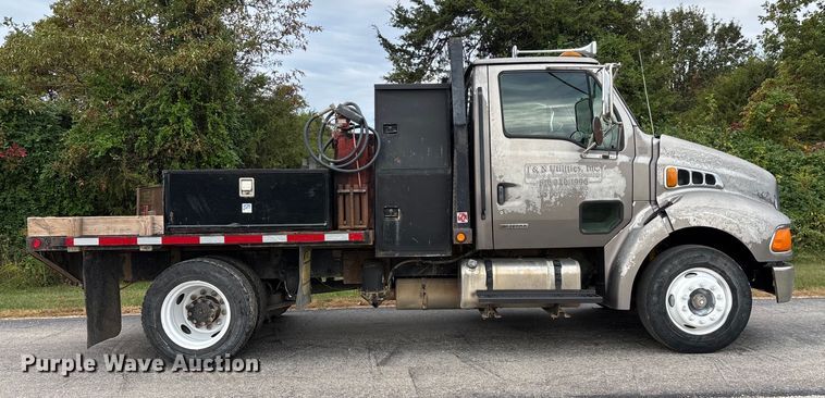 image for item ED2294 2001 Sterling Acterra flatbed truck