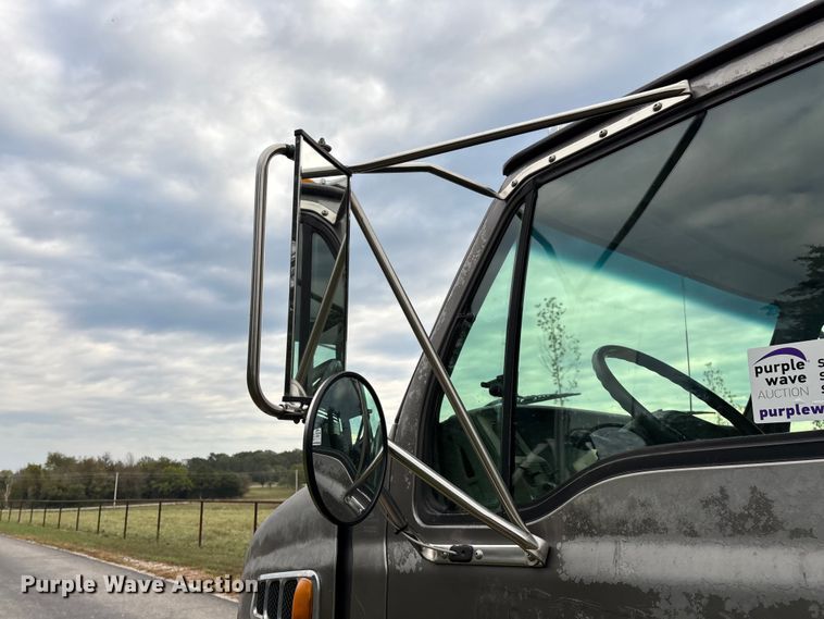 image for item ED2294 2001 Sterling Acterra flatbed truck