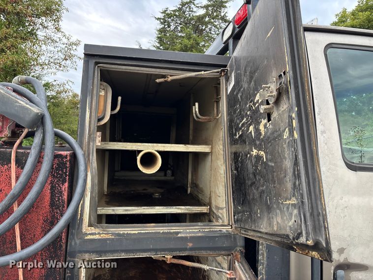 image for item ED2294 2001 Sterling Acterra flatbed truck