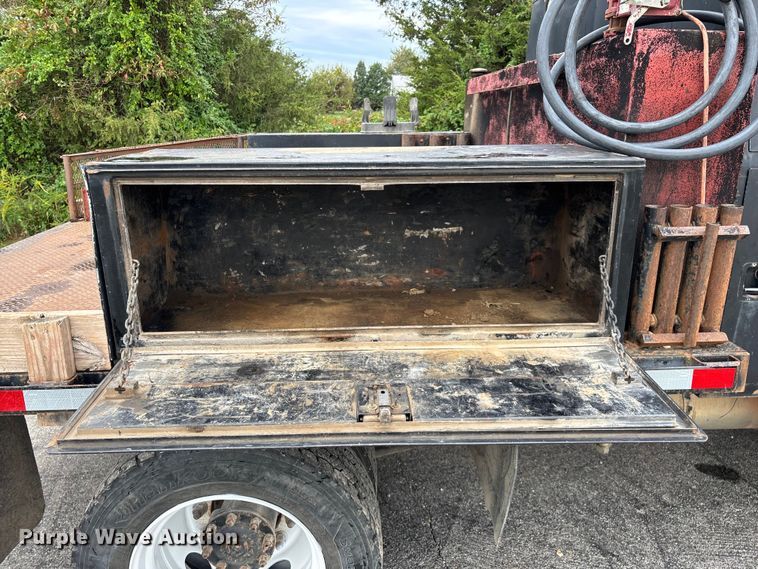 image for item ED2294 2001 Sterling Acterra flatbed truck