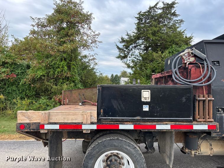 image for item ED2294 2001 Sterling Acterra flatbed truck