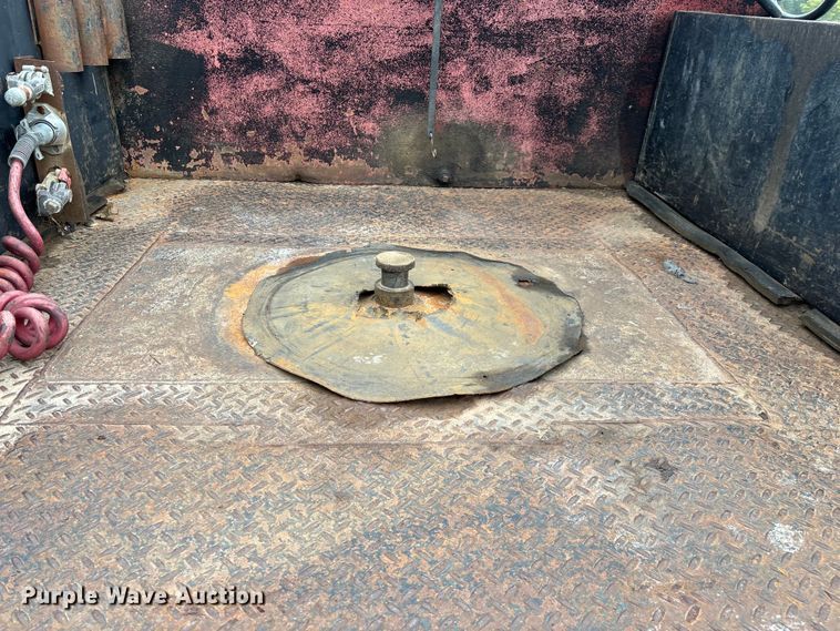 image for item ED2294 2001 Sterling Acterra flatbed truck