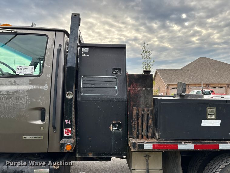 image for item ED2294 2001 Sterling Acterra flatbed truck