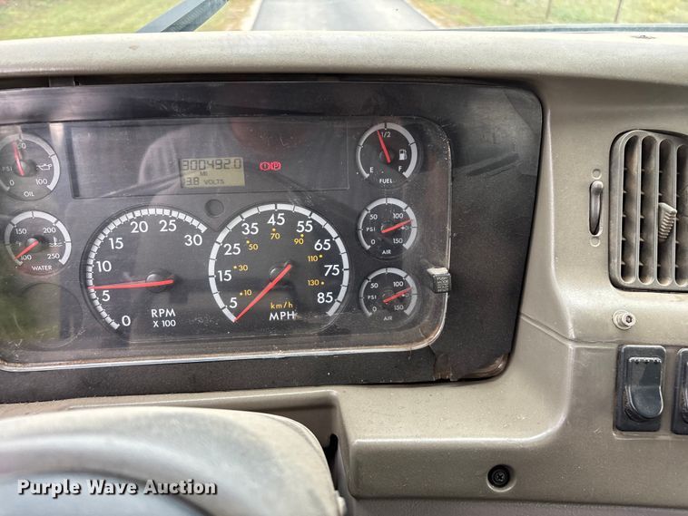 image for item ED2294 2001 Sterling Acterra flatbed truck