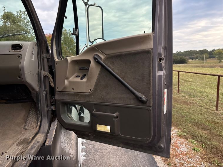 image for item ED2294 2001 Sterling Acterra flatbed truck