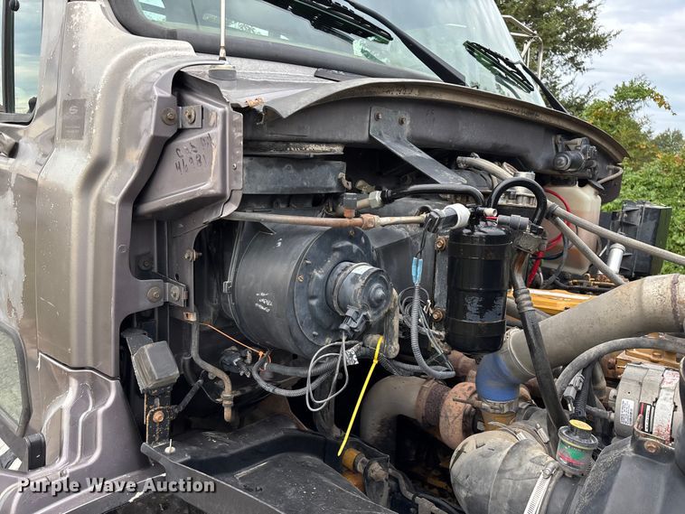 image for item ED2294 2001 Sterling Acterra flatbed truck