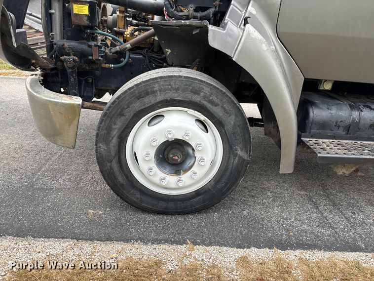 image for item ED2294 2001 Sterling Acterra flatbed truck