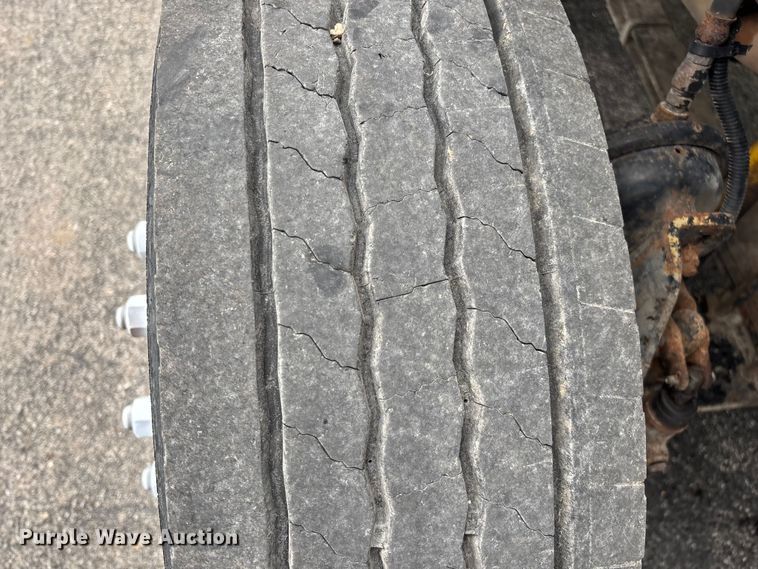 image for item ED2294 2001 Sterling Acterra flatbed truck