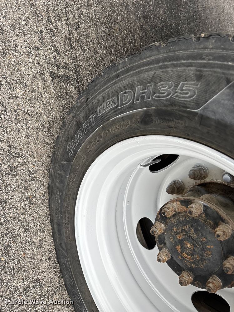 image for item ED2294 2001 Sterling Acterra flatbed truck