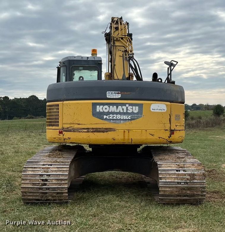 image for item ED2296 2010 Komatsu PC228USLC-3 excavator