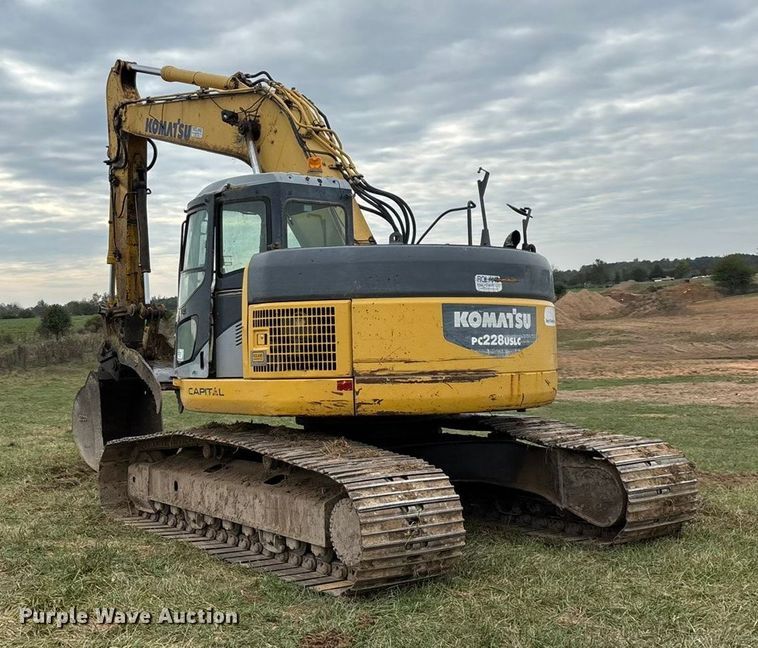 image for item ED2296 2010 Komatsu PC228USLC-3 excavator