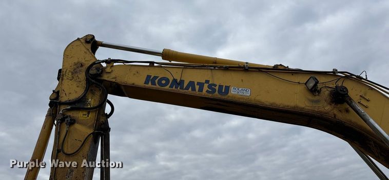 image for item ED2296 2010 Komatsu PC228USLC-3 excavator