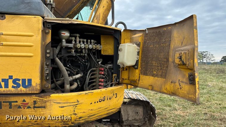 image for item ED2296 2010 Komatsu PC228USLC-3 excavator