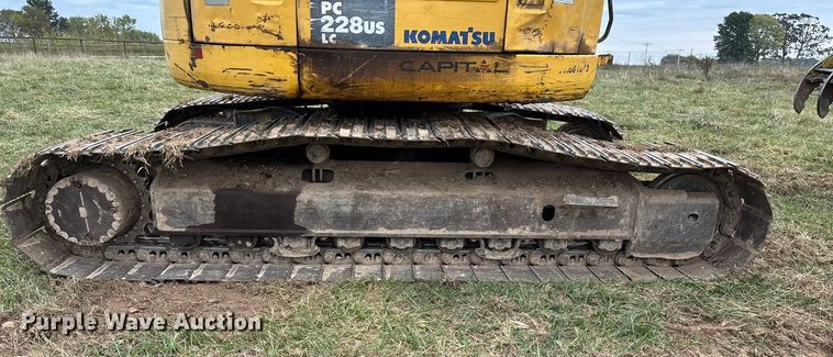 image for item ED2296 2010 Komatsu PC228USLC-3 excavator